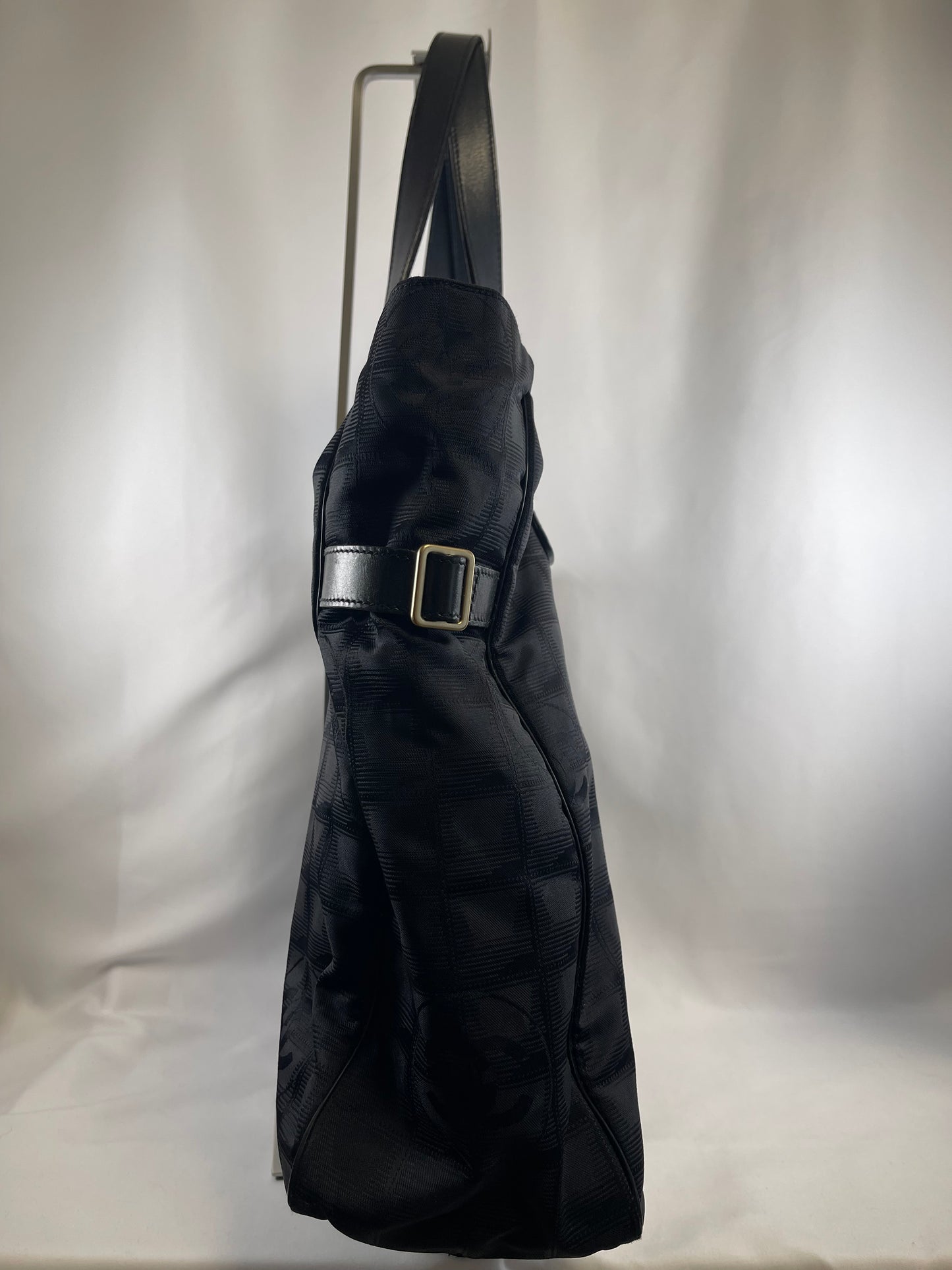 B0014 CHANEL シャネル ニュートラベル トートバッグ A15825 8167579