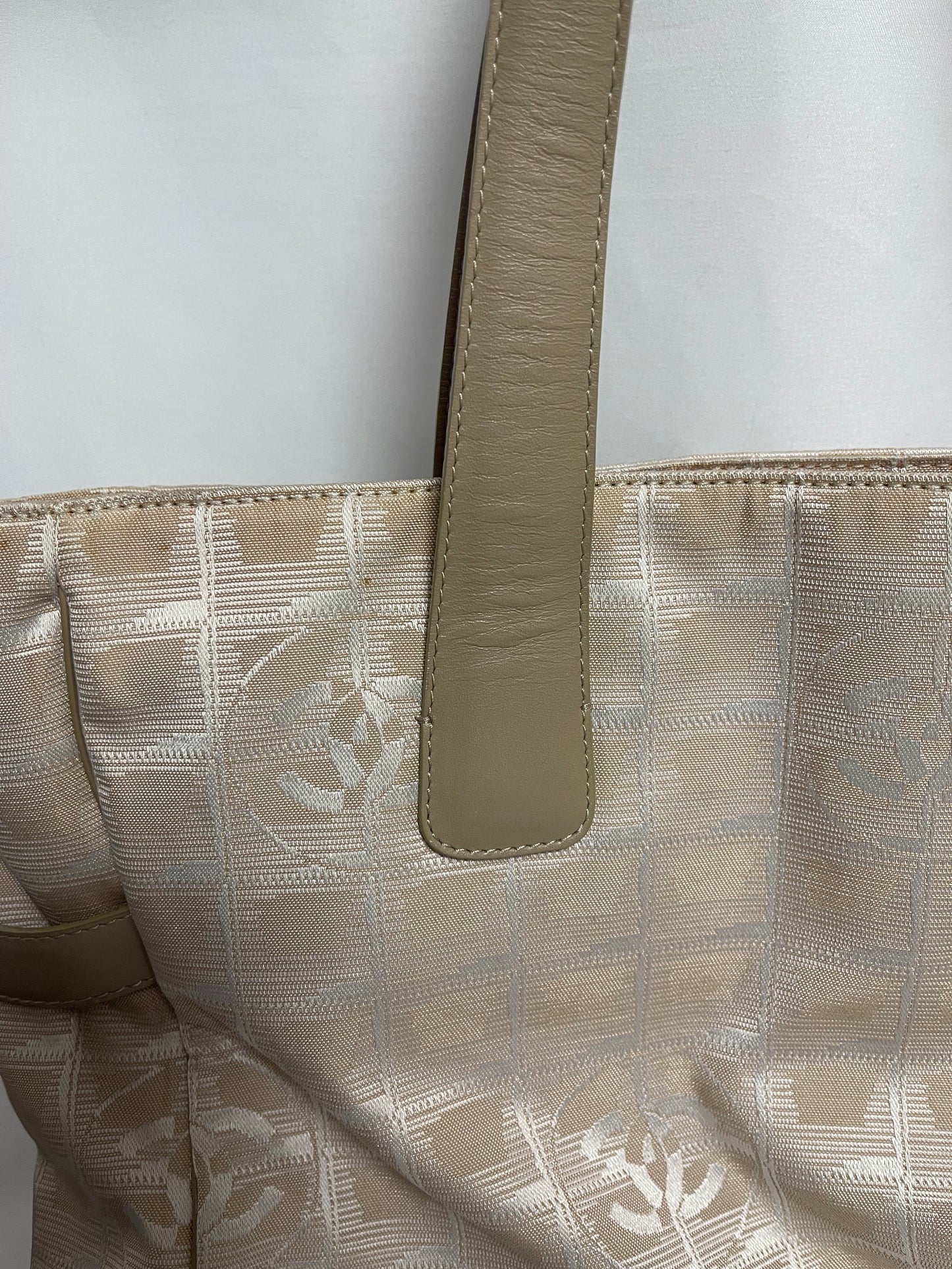 B0013 CHANEL シャネル ニュートラベル トートバッグ A15825 7850523