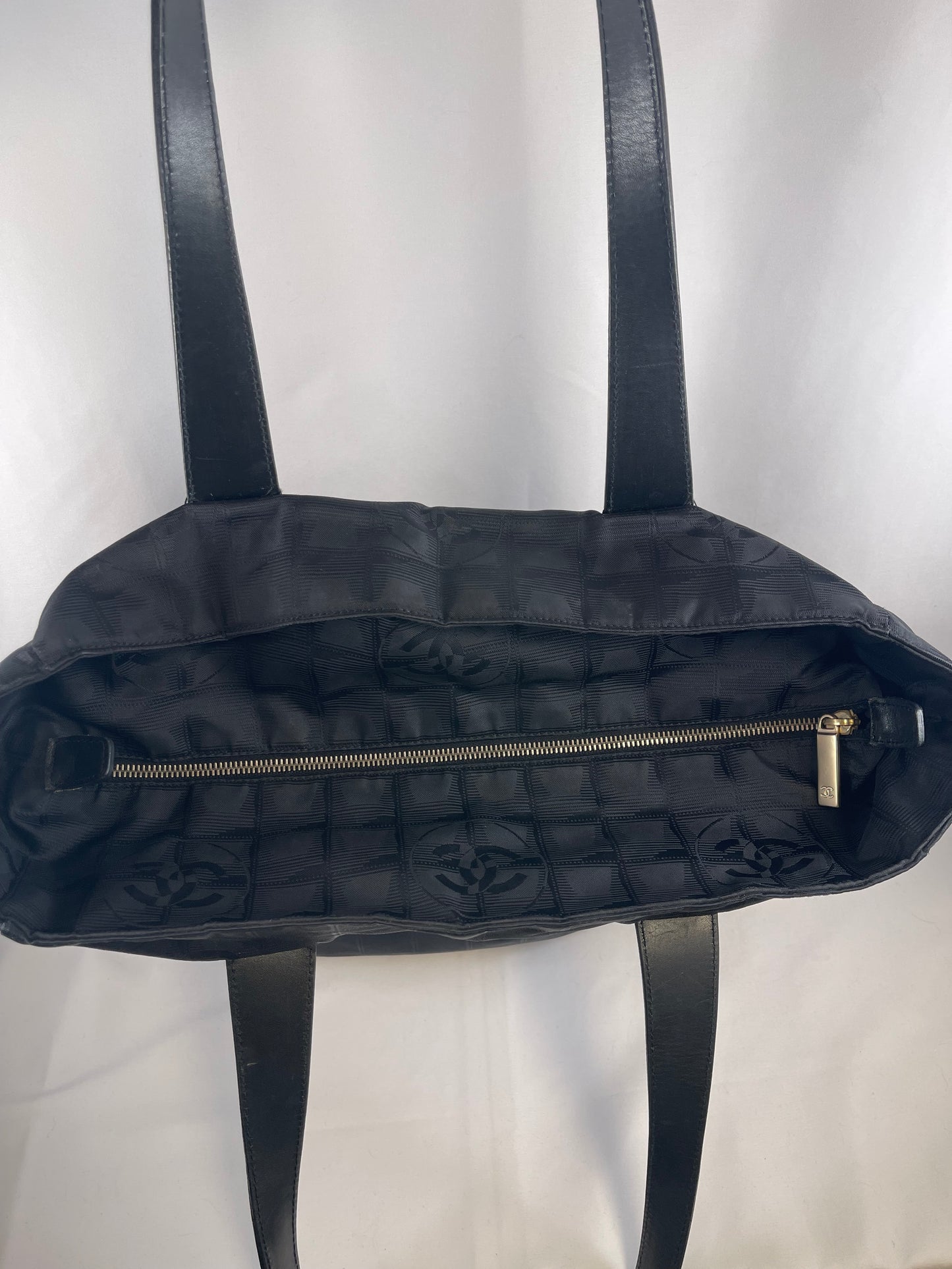 B0014 CHANEL シャネル ニュートラベル トートバッグ A15825 8167579