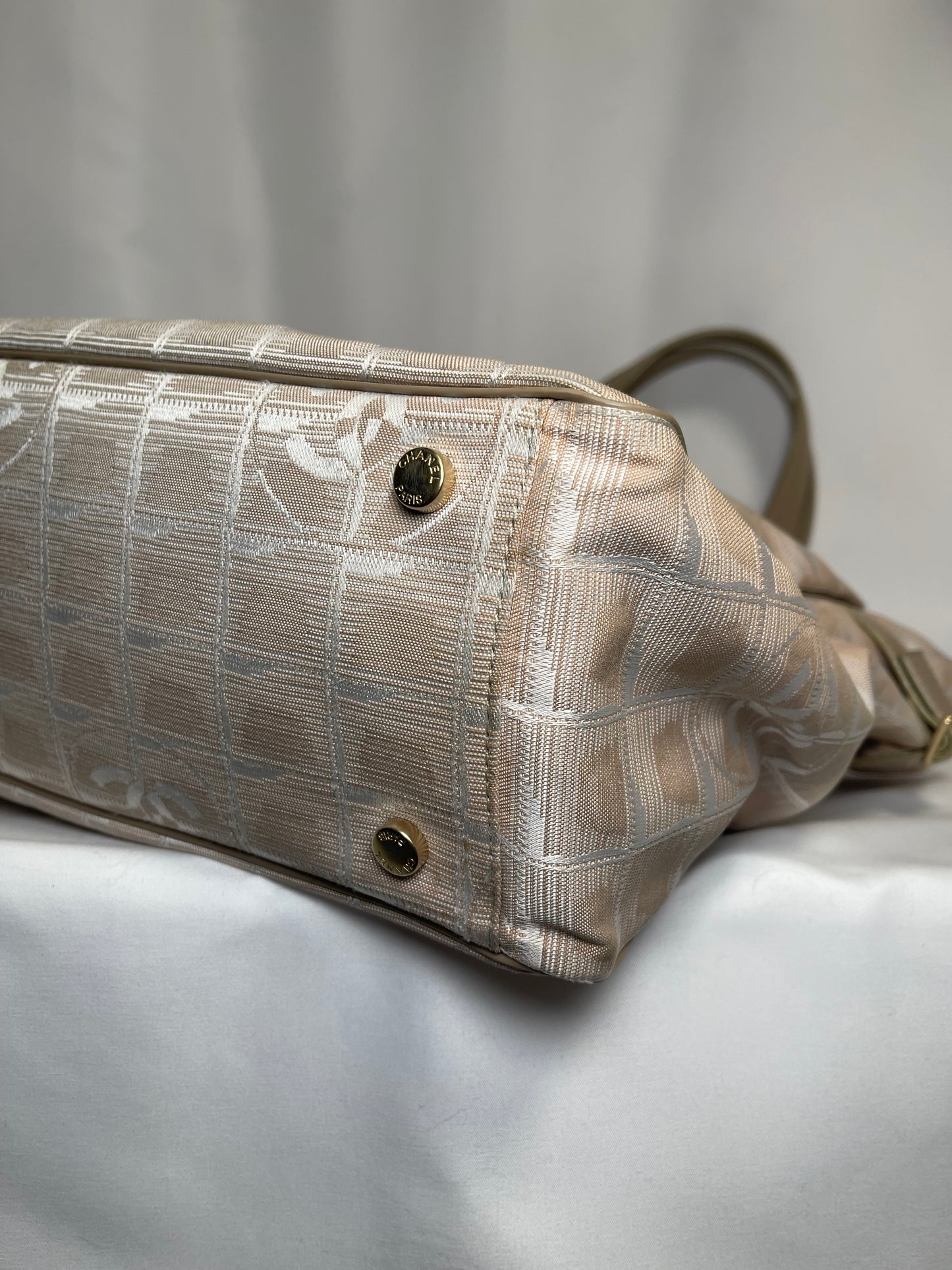 B0013 CHANEL シャネル ニュートラベル トートバッグ A15825 7850523