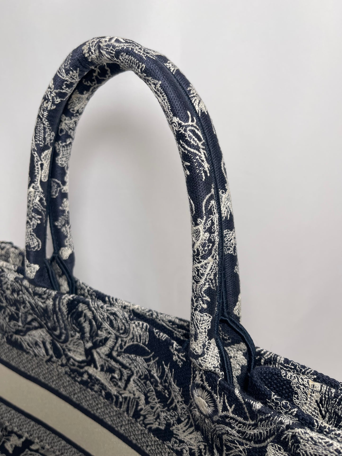 B0001 Christian Dior ブックトート ミディアム Tote bag