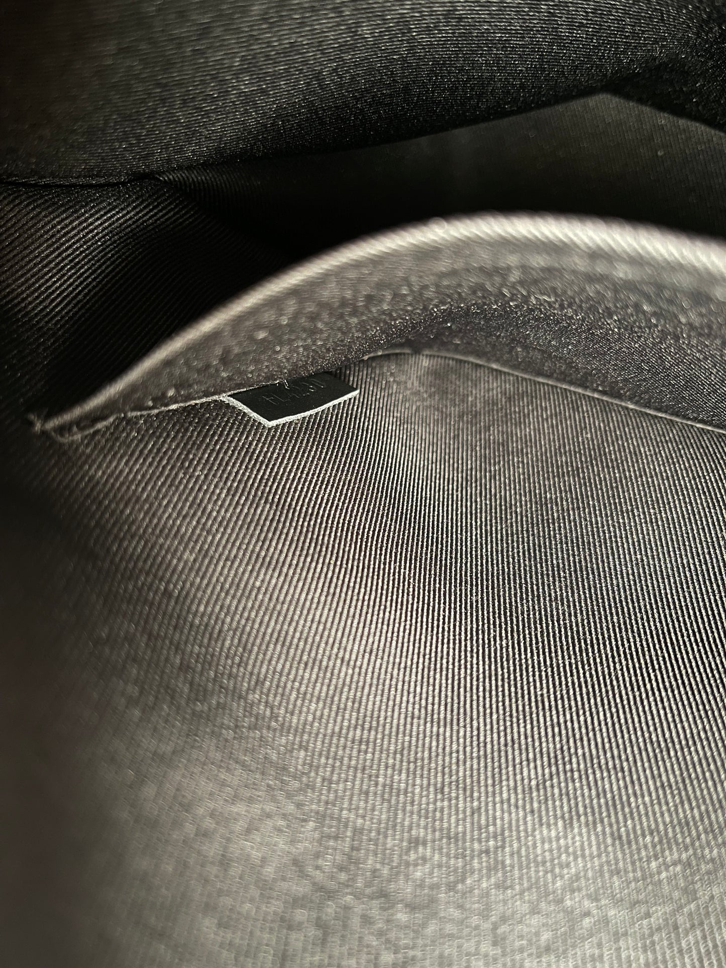 B0004 LOUIS VUITTON ルイ・ヴィトン オデオンPM ショルダーバッグ