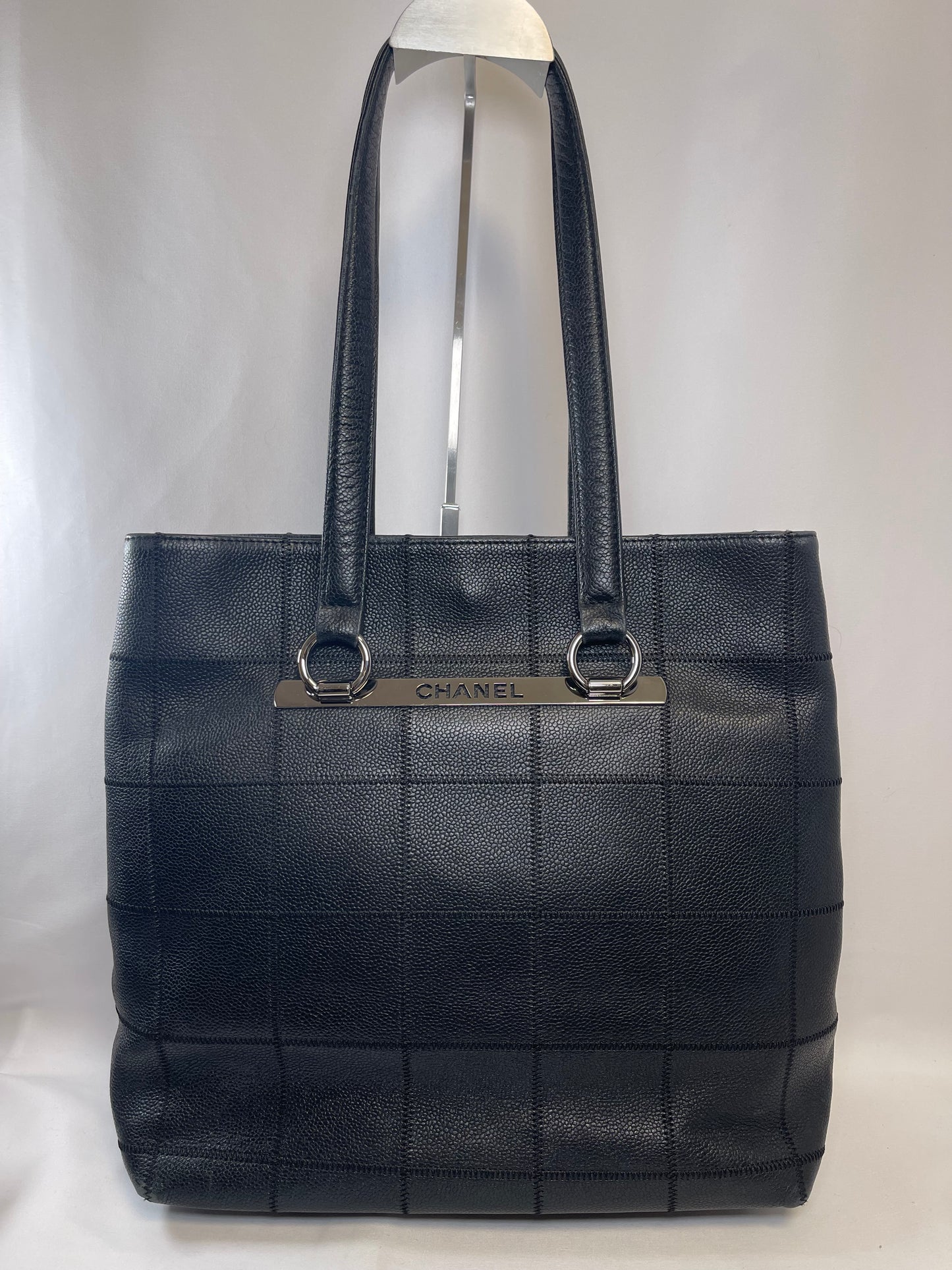 B0009 CHANEL シャネル トートバッグ 9714598 底鋲取れ シール有