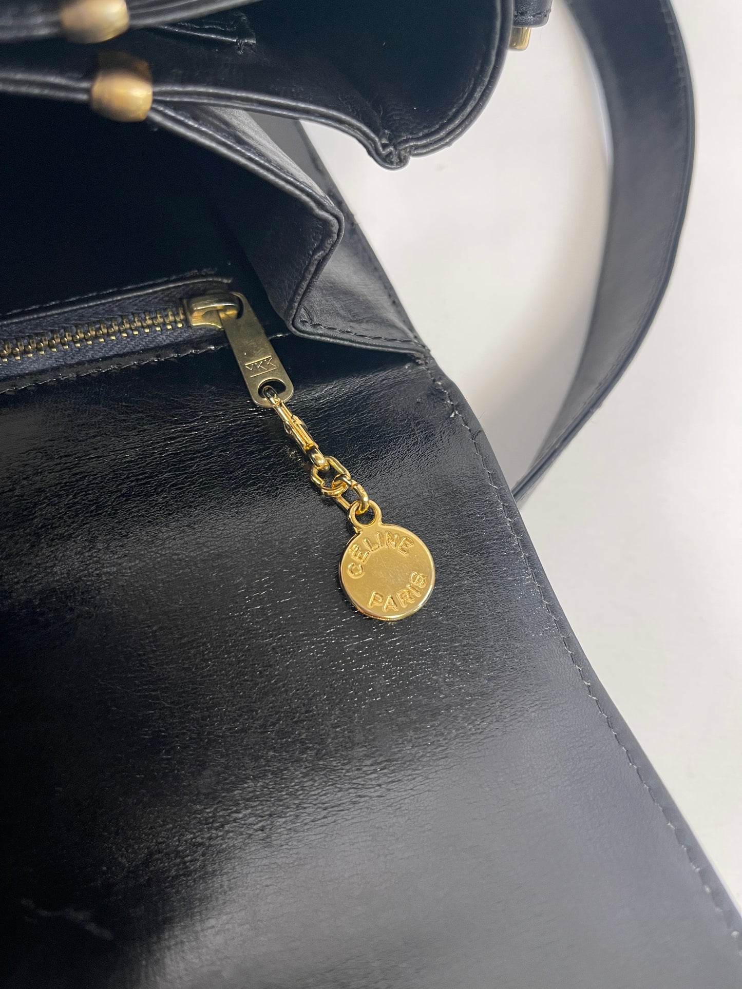 B0016 セリーヌ Celine ショルダーバッグ ブラック レザー