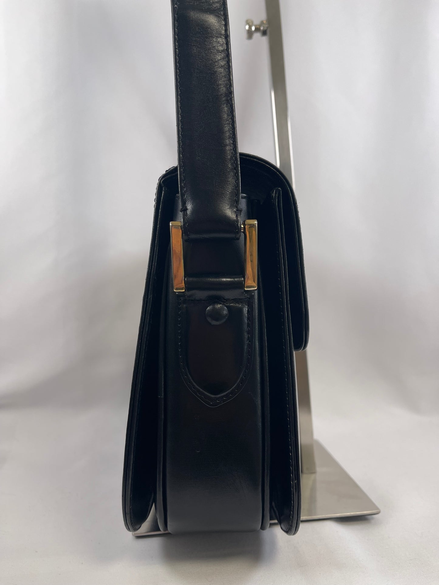 B0016 セリーヌ Celine ショルダーバッグ ブラック レザー