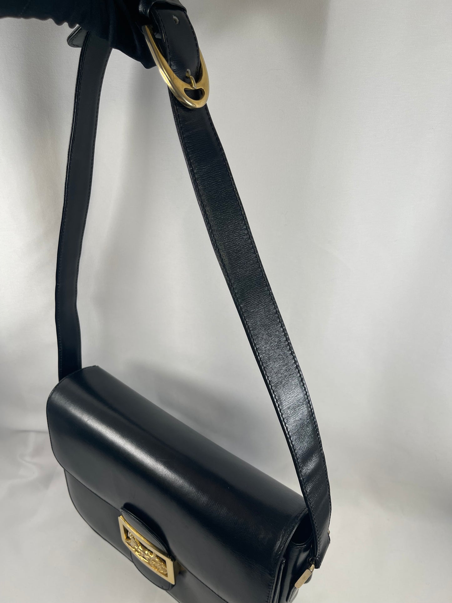 B0016 セリーヌ Celine ショルダーバッグ ブラック レザー