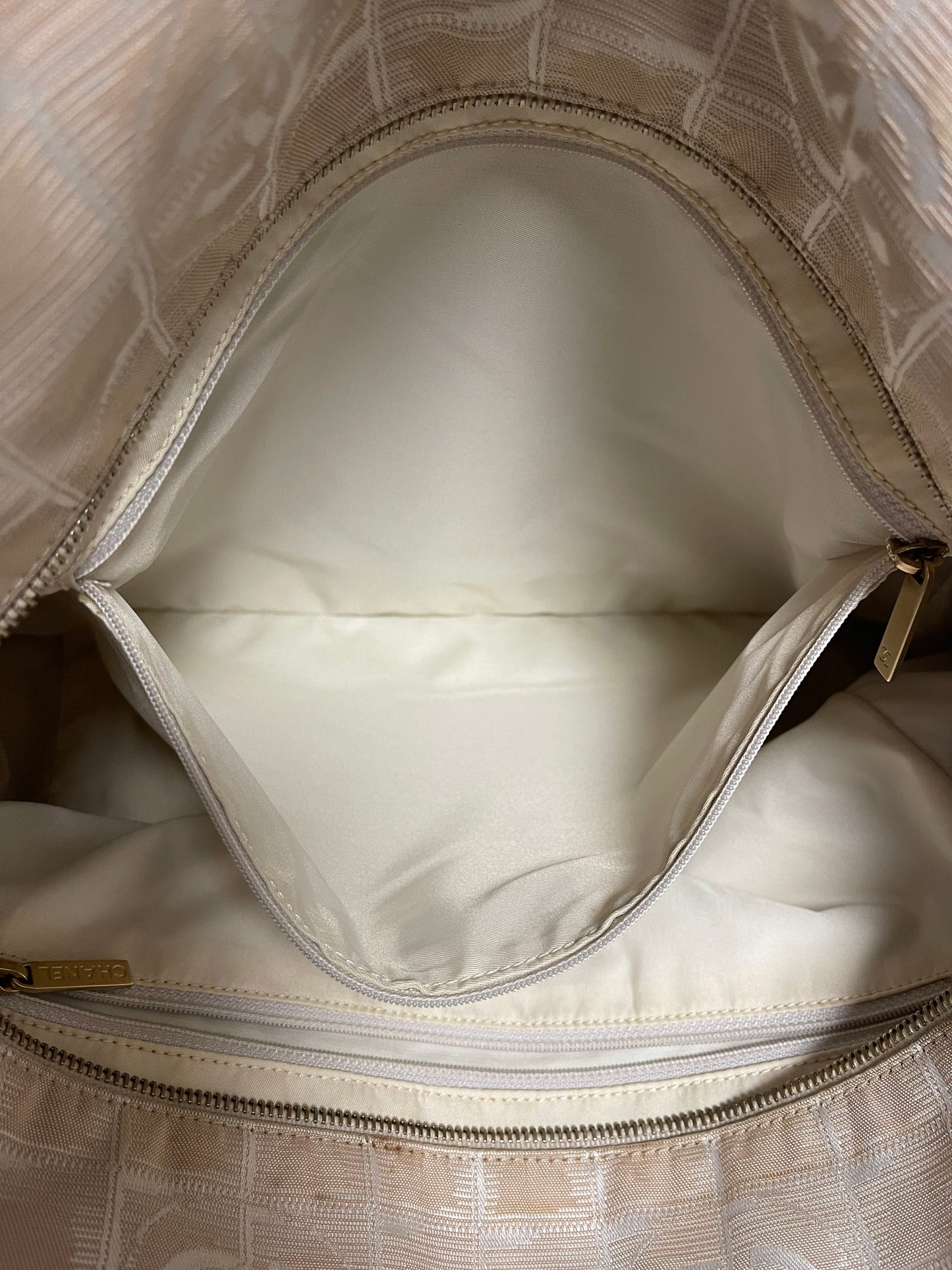 B0013 CHANEL シャネル ニュートラベル トートバッグ A15825 7850523