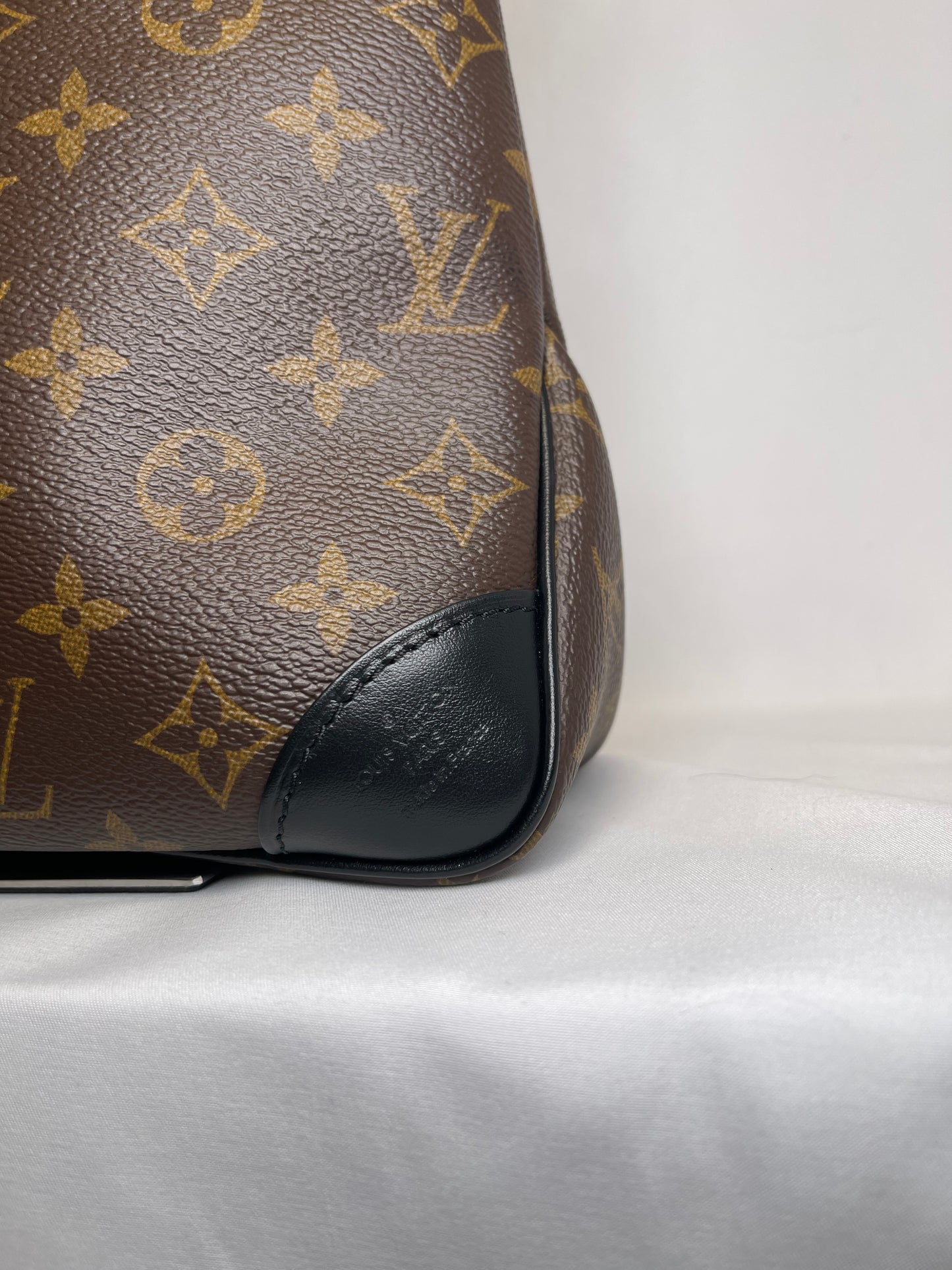 B0004 LOUIS VUITTON ルイ・ヴィトン　オデオンPM ショルダーバッグ